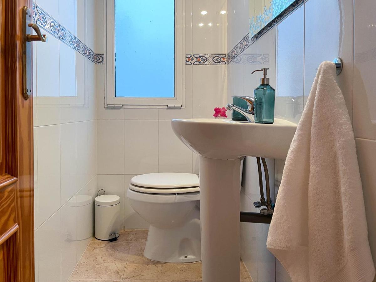 Amplio Apartamento En Pleno Corazon De Аликанте Екстериор снимка