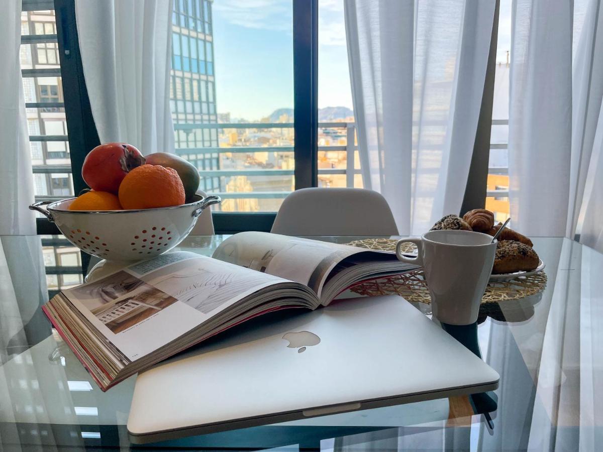 Amplio Apartamento En Pleno Corazon De Аликанте Екстериор снимка