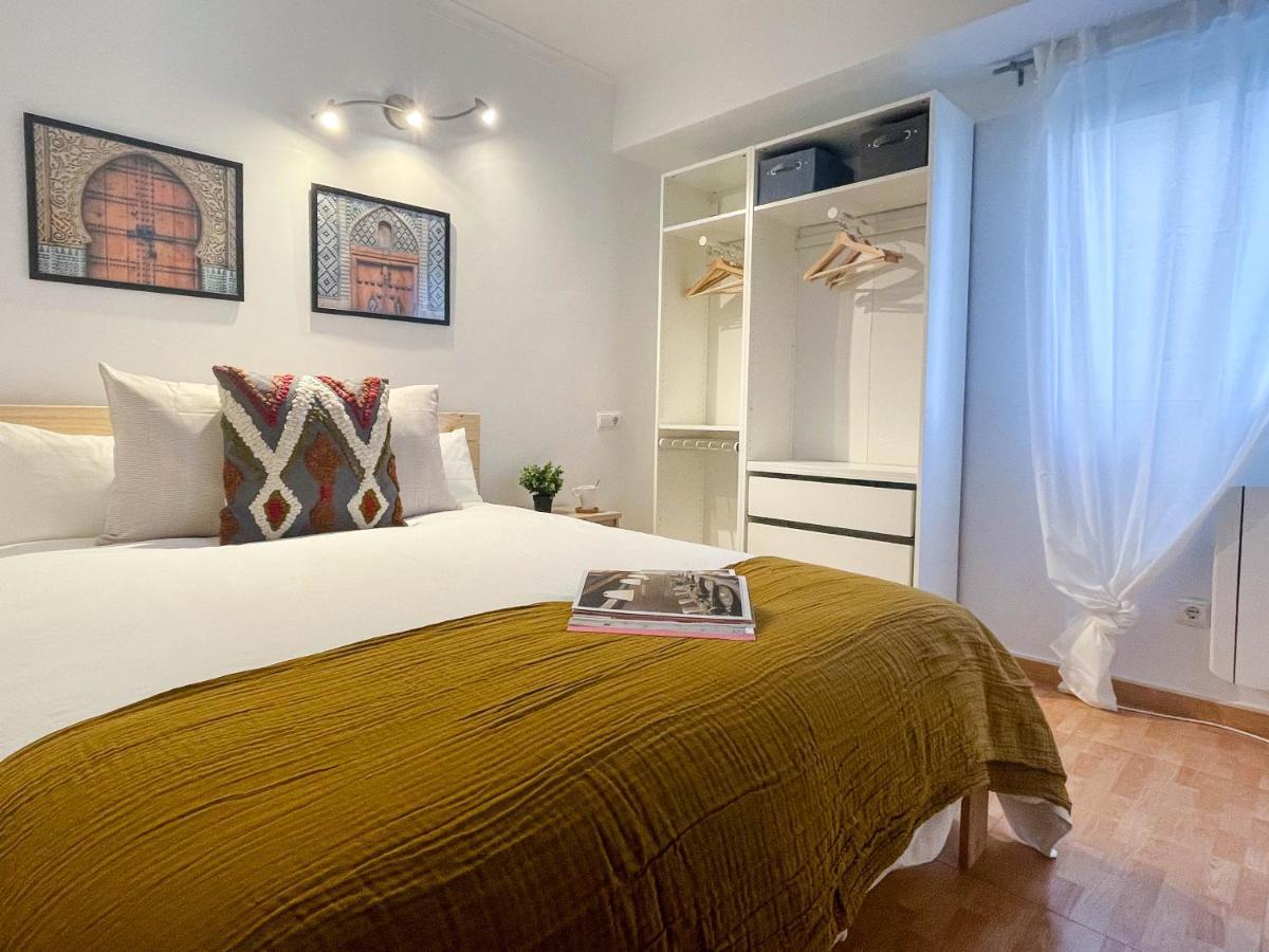 Amplio Apartamento En Pleno Corazon De Аликанте Екстериор снимка