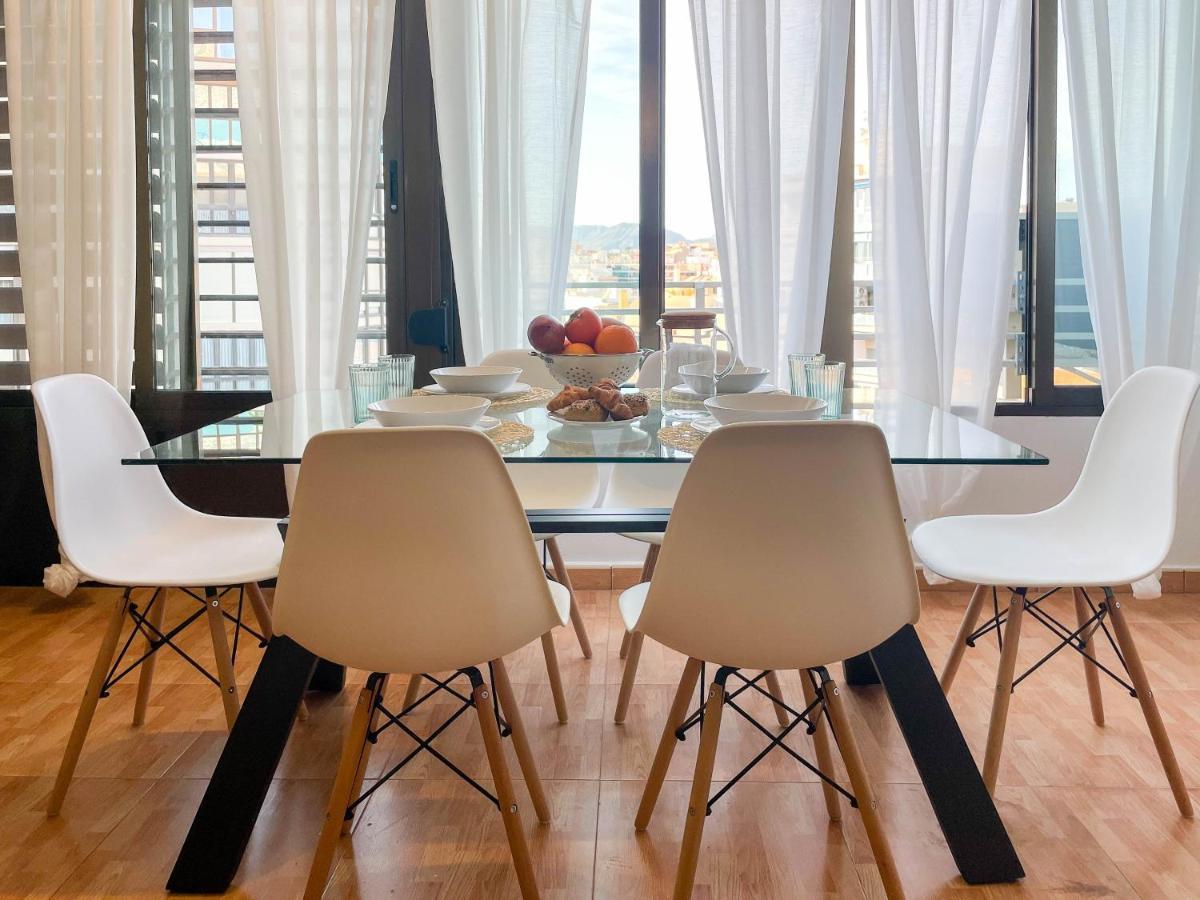Amplio Apartamento En Pleno Corazon De Аликанте Екстериор снимка